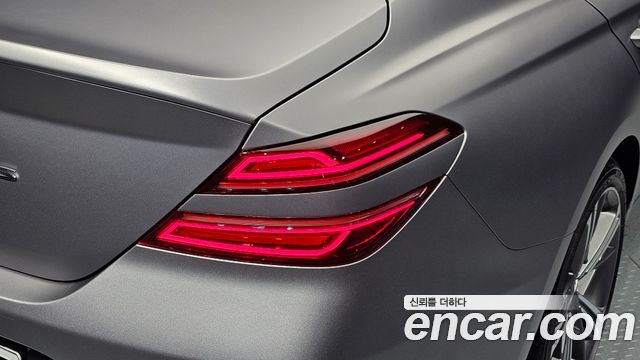 Genesis G70 Gasoline 2.5T 2WD 2024 — фото 23