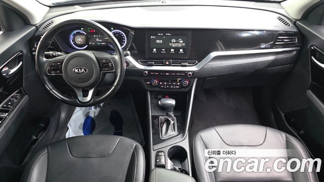 Kia Niro 1.6 HEV Prestige 2020 — фото 7