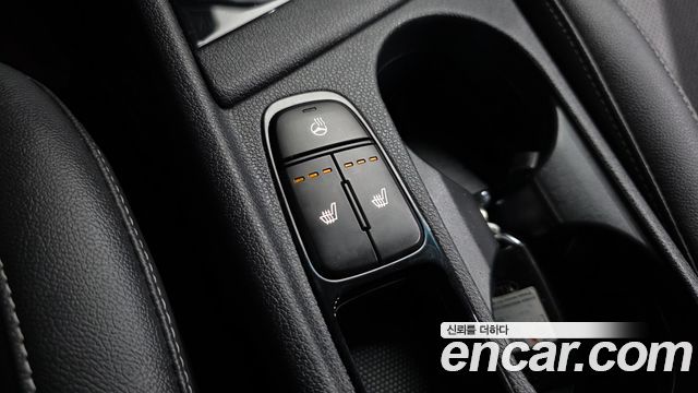Kia Niro 1.6 HEV Prestige 2020 — фото 18