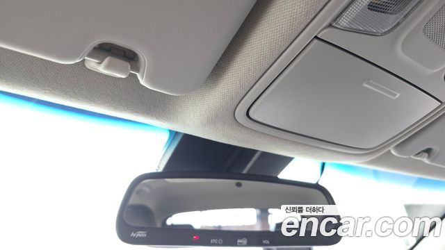Kia Niro 1.6 HEV Prestige 2020 — фото 19