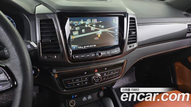 KG Mobility (SsangYong) Rexton Sports Khan Diesel 2.2 4WD Noblesse 2023 — фото 13