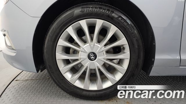 Hyundai Sonata (LF) LPI Premium Special 2015 — фото 5