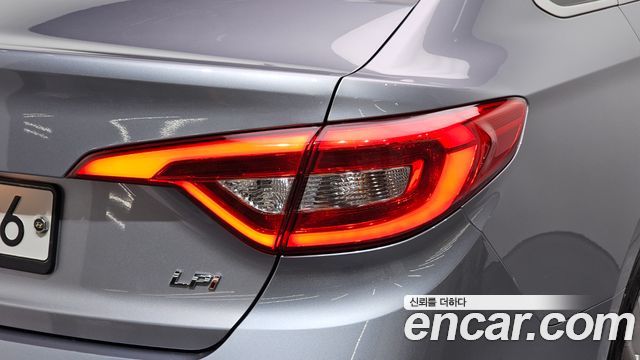 Hyundai Sonata (LF) LPI Premium Special 2015 — фото 23
