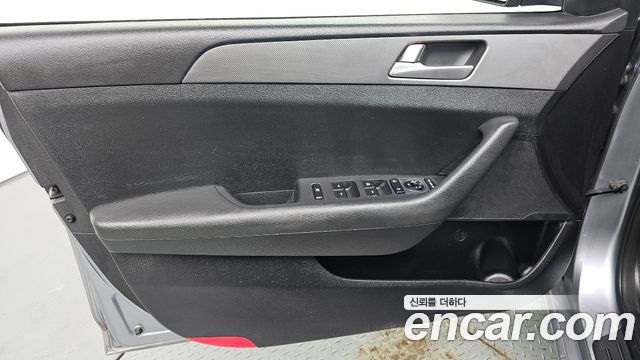 Hyundai Sonata (LF) LPI Premium Special 2015 — фото 24