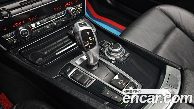 BMW 5 Series GT (F07) GT 30d 2012 — фото 9
