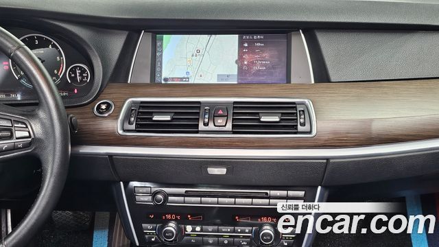BMW 5 Series GT (F07) GT 30d 2012 — фото 13