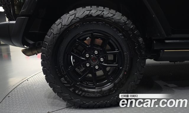 Jeep Wrangler (JL) 2.0 Rubicon Power Top 4Door 2024 — фото 5