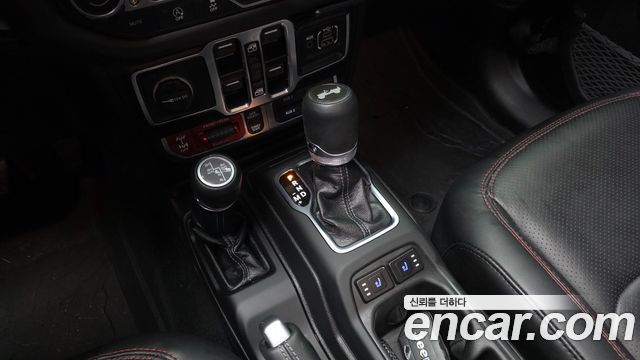 Jeep Wrangler (JL) 2.0 Rubicon Power Top 4Door 2024 — фото 9