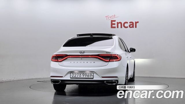 Hyundai Grandeur Hybrid (IG) Exclusive Special 2019 — фото 4