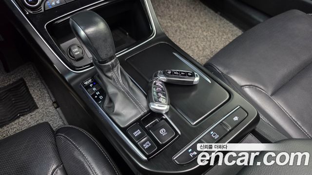 Hyundai Grandeur Hybrid (IG) Exclusive Special 2019 — фото 9