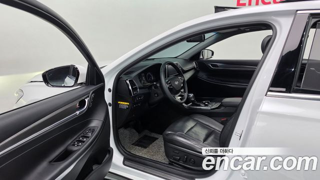 Hyundai Grandeur Hybrid (IG) Exclusive Special 2019 — фото 10