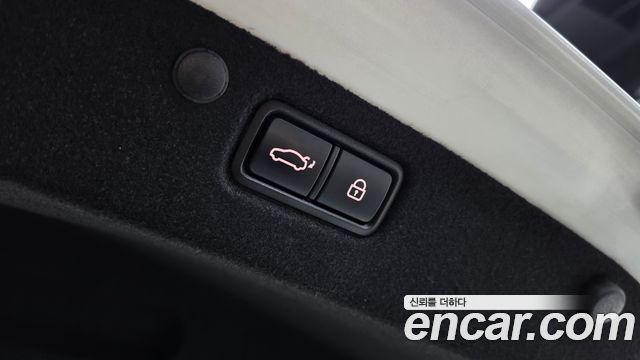 Hyundai Grandeur Hybrid (IG) Exclusive Special 2019 — фото 16