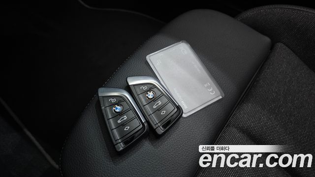 BMW 1 Series (F40) 120i Sports 2023 — фото 16