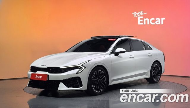 Kia K5 (III) 1.6 Turbo Signature 2024 — фото 1