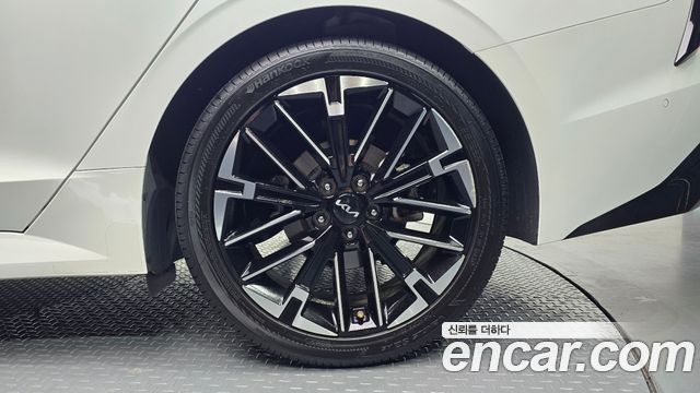 Kia K5 (III) 1.6 Turbo Signature 2024 — фото 21