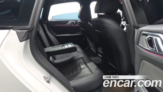 BMW 4 Series (G22) 420i M Sport Performance Gran Coupe 2024 — фото 12