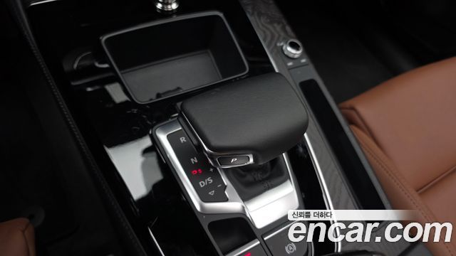 Audi Q5 (FY) 40 TDI Quattro Premium 2023 — фото 9