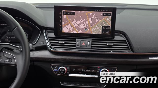 Audi Q5 (FY) 40 TDI Quattro Premium 2023 — фото 18