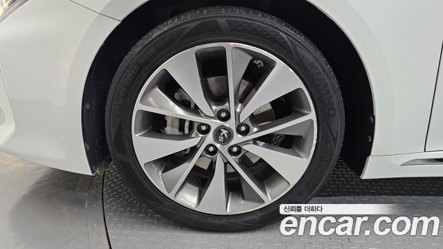 Kia K5 (II) 1.7 Diesel SX Prestige 2016 — фото 5