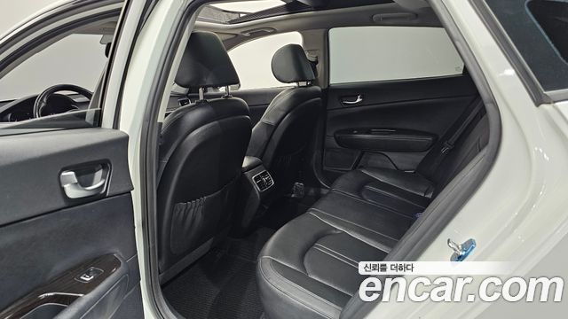 Kia K5 (II) 1.7 Diesel SX Prestige 2016 — фото 12