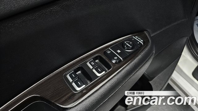 Kia K5 (II) 1.7 Diesel SX Prestige 2016 — фото 18