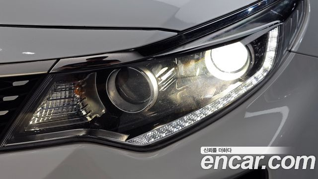 Kia K5 (II) 1.7 Diesel SX Prestige 2016 — фото 22