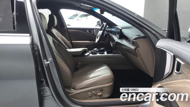 Kia K8 2.5 Gasoline 2WD Noblesse 2022 — фото 11