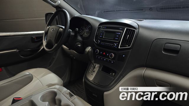 Hyundai Grand Starex 3-Seater VAN Smart 2017 — фото 7