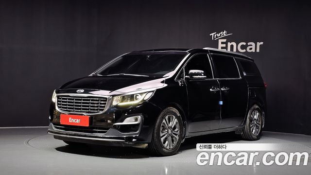 Kia Carnival 11-Seater Prestige
