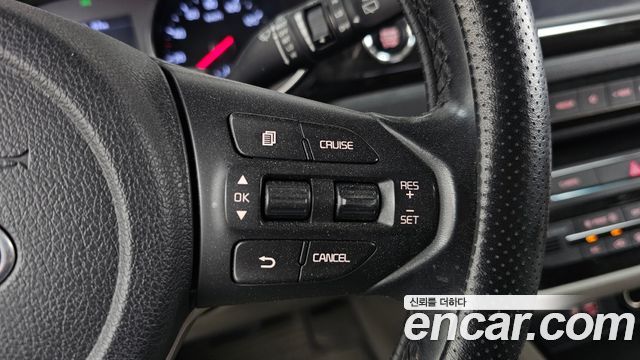 Kia Carnival 11-Seater Prestige 2019 — фото 18