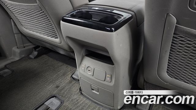 Kia Carnival 11-Seater Prestige 2019 — фото 19