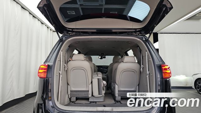 Kia Carnival 11-Seater Prestige 2019 — фото 20