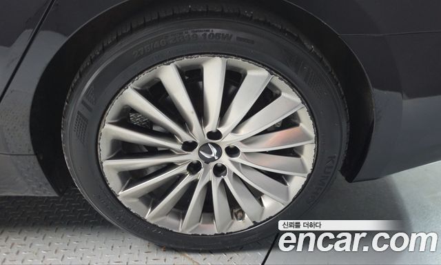 Hyundai Equus (New) VS500 Prestige 2013 — фото 21
