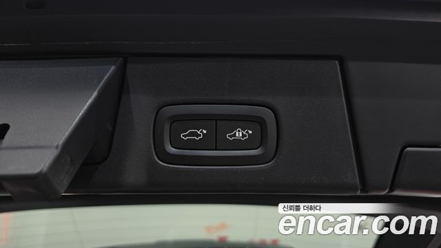 Volvo V90 Cross Country T5 Pro AWD 2019 — фото 19