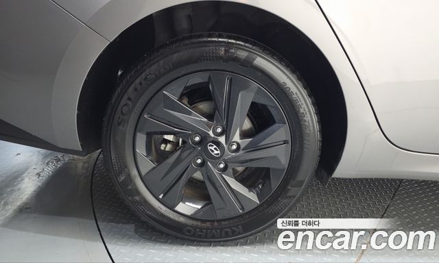 Hyundai Avante (CN7) 1.6 Inspiration 2021 — фото 5
