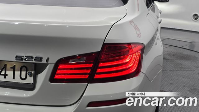 BMW 5 Series (F10) 528i M Aero Dynamic 2016 — фото 23