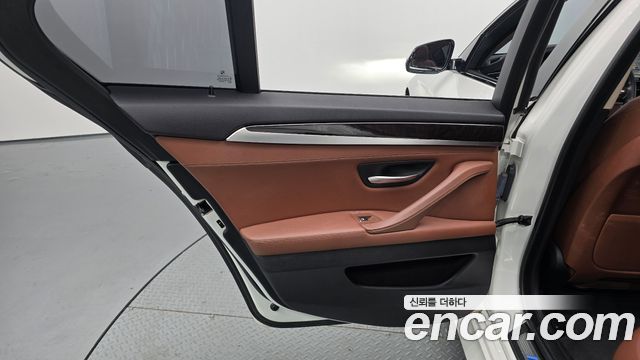 BMW 5 Series (F10) 528i M Aero Dynamic 2016 — фото 25