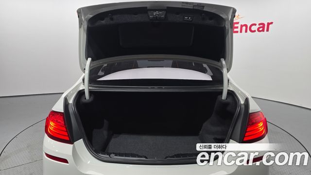 BMW 5 Series (F10) 528i M Aero Dynamic 2016 — фото 31