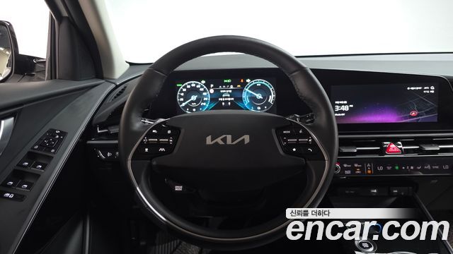Kia Niro Prestige 2024 — фото 13