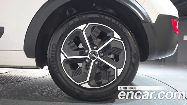 Kia Niro Prestige 2024 — фото 21