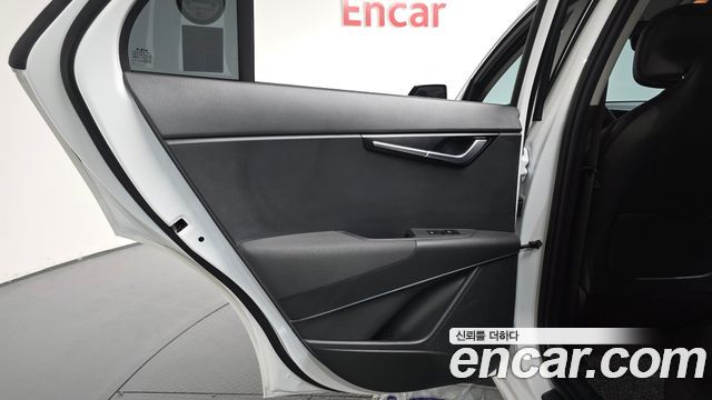 Kia Niro Prestige 2024 — фото 25