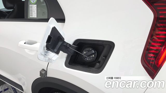 Kia Niro Prestige 2024 — фото 39