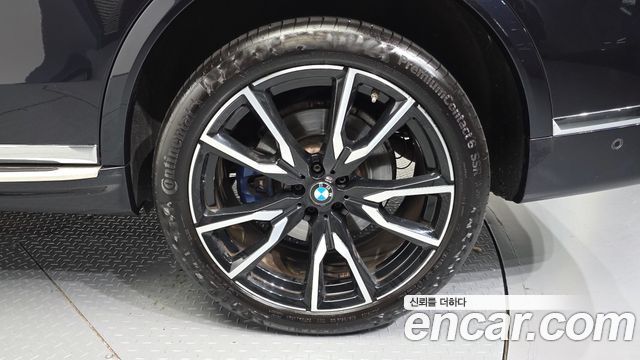 BMW X7 (G07) xDrive 40i M Sport 6STR 2021 — фото 5