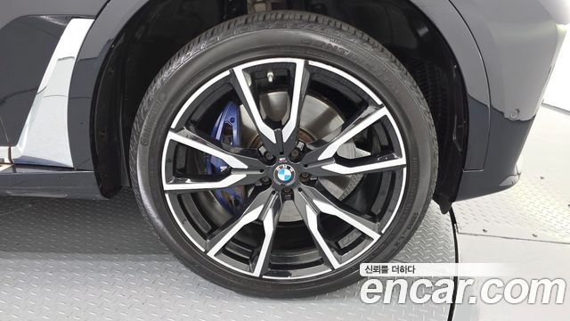 BMW X7 (G07) xDrive 40i M Sport 6STR 2021 — фото 21