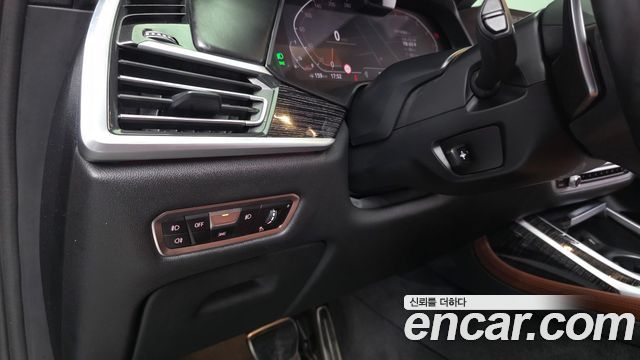BMW X7 (G07) xDrive 40i M Sport 6STR 2021 — фото 32