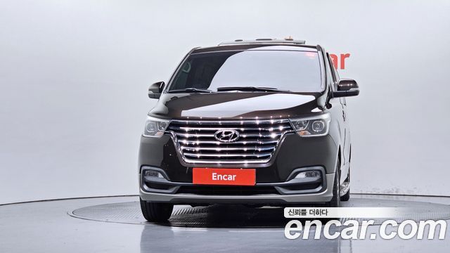 Hyundai Grand Starex 4WD Urban 9-Seater Exclusive 2019 — фото 3