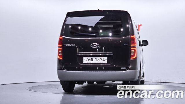 Hyundai Grand Starex 4WD Urban 9-Seater Exclusive 2019 — фото 4