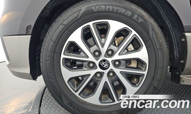 Hyundai Grand Starex 4WD Urban 9-Seater Exclusive 2019 — фото 5