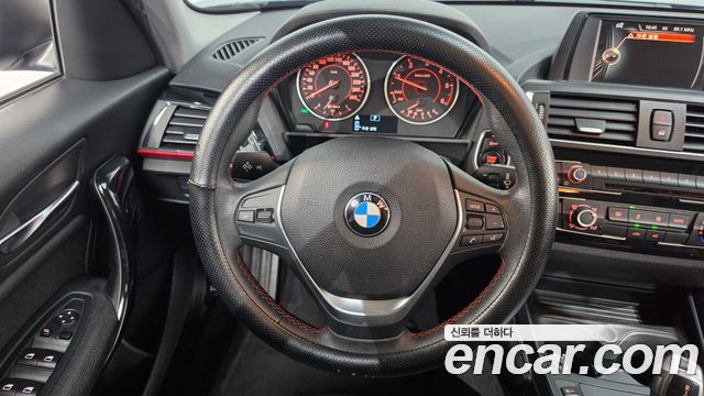 BMW 1 Series (F20) 118d Sport 5Door 2017 — фото 13