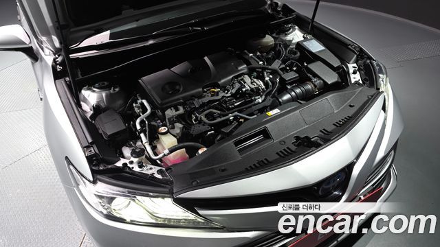 Toyota Camry (XV70) 2.5 XLE Hybrid 2018 — фото 6